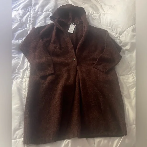 Uniqlo Women's Hooded Wool Cardigan Jacket Oversized Sz Small Wine Burgundy NWT - Picture 2 of 5